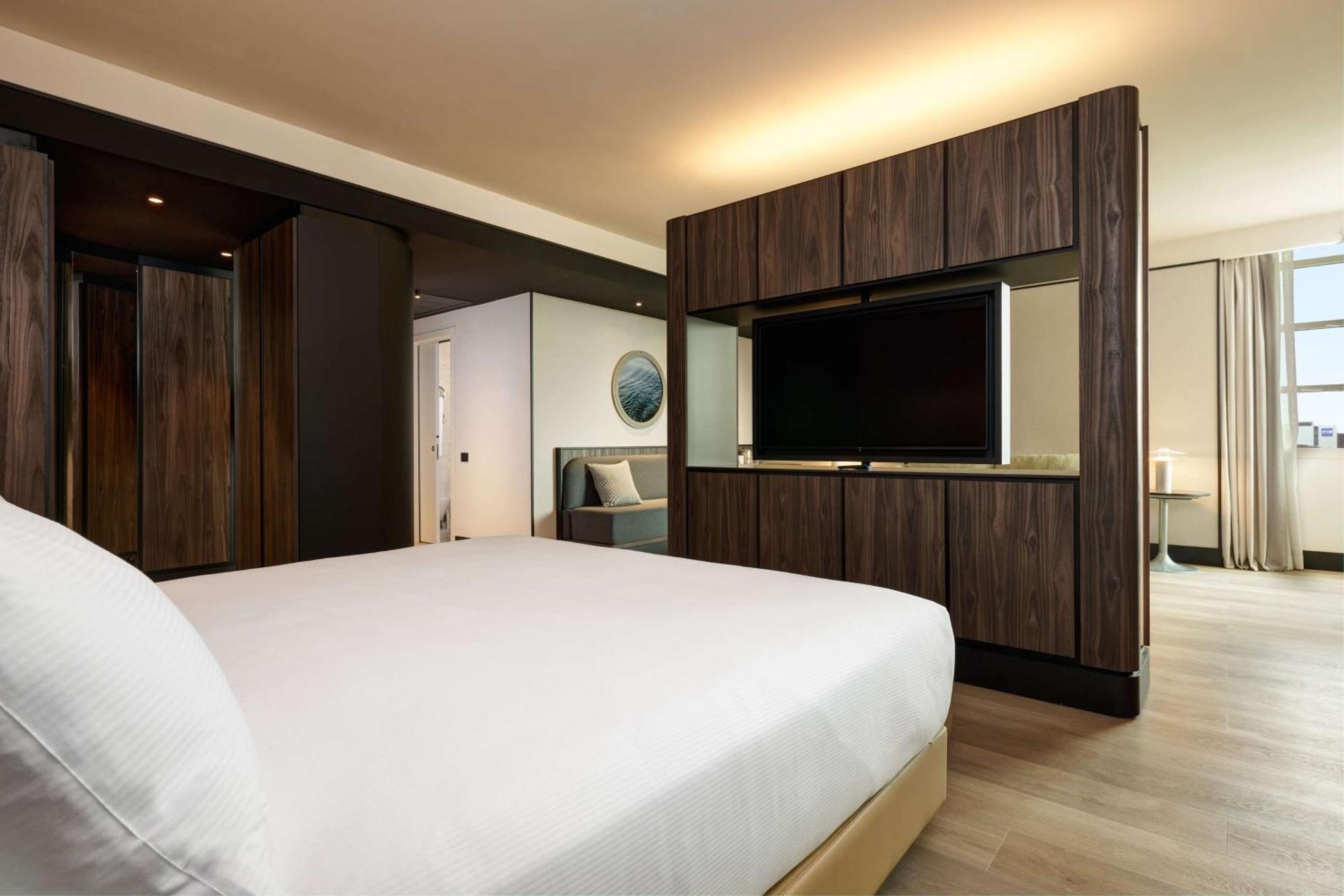 Hotel Hilton Rome Airport Fiumicino Exterior foto