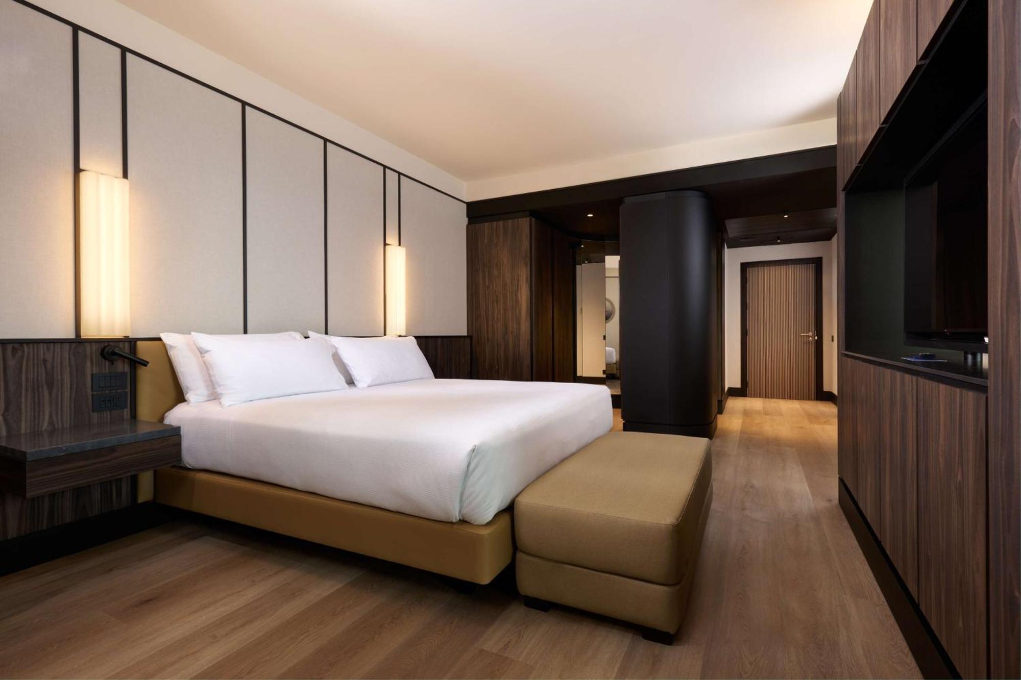 Hotel Hilton Rome Airport Fiumicino Exterior foto